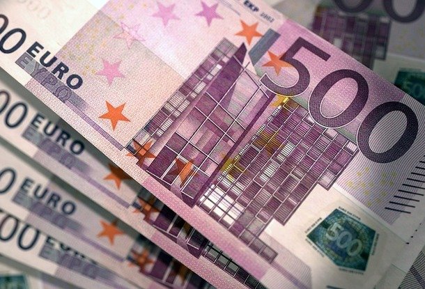 Чехия готова перейти на единую европейскую валюту