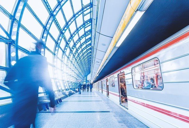 В тоннелях пражского метро заработает мобильный сигнал