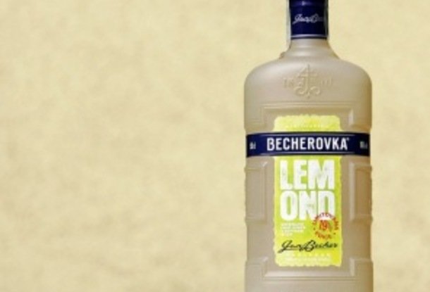 Бехеровка выпускает новый ликер «Лемонд 19%», который скоро появится в продаже