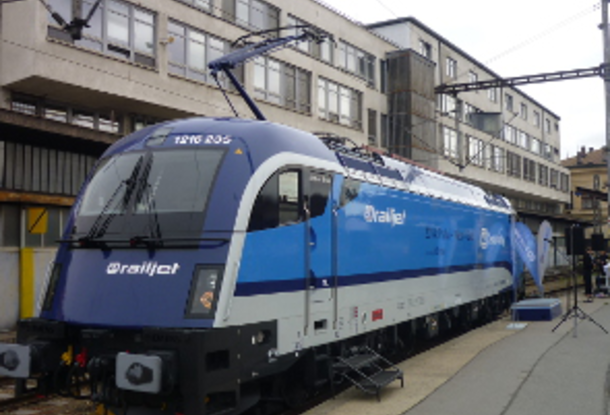 У Чешских железных дорог появился новый состав в виде скорого поезда Railjet