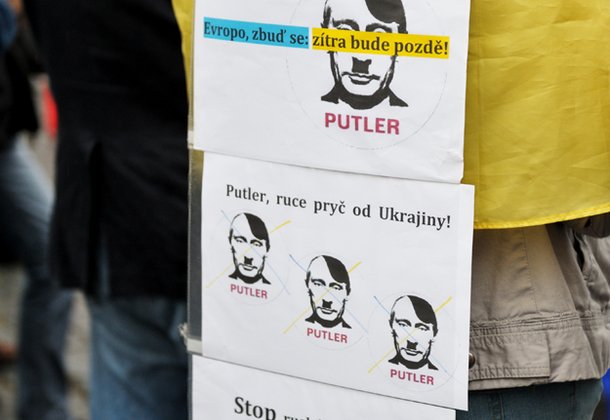 Акция "Майдан живет" в Праге