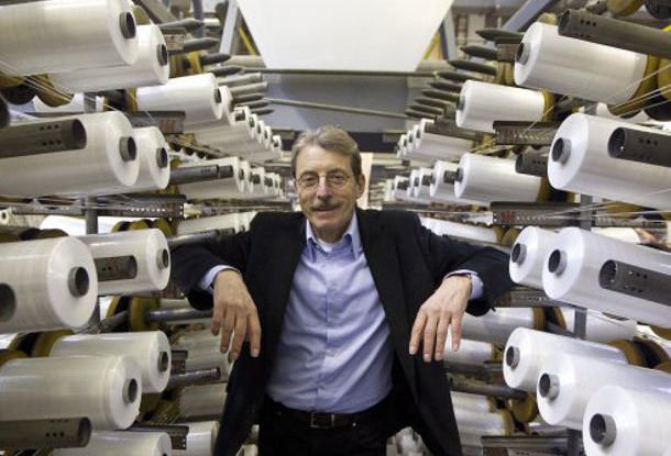 СМИ: Из-за обвала рубля крупнейший чешский текстильный комбинат больше не может торговать с Россией