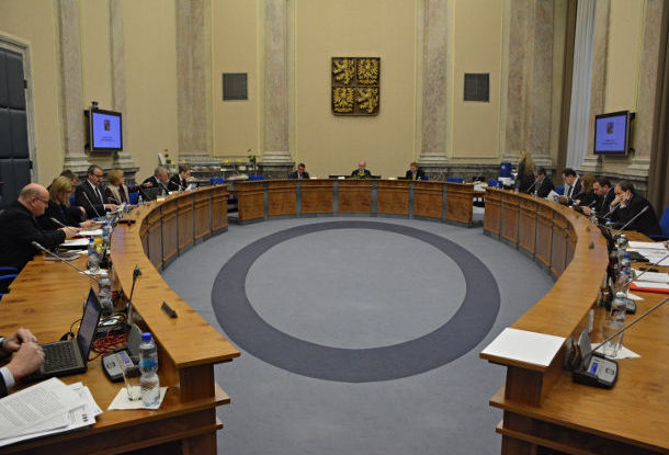 Депутаты обсудят снижение денежных сборов за регистрацию фирмы в Чехии
