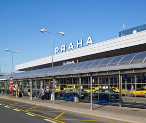 Airport_ruzyne__prague__czech_republic