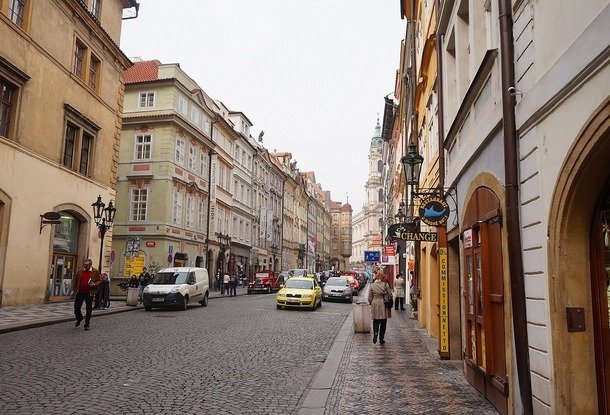 В Праге увеличится количество зон платной парковки
