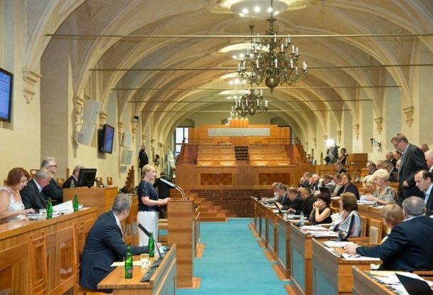 В Чехии принят закон об расширении прав спецслужб
