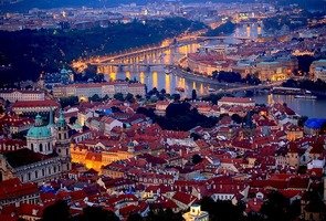 Prague-night-689897_640