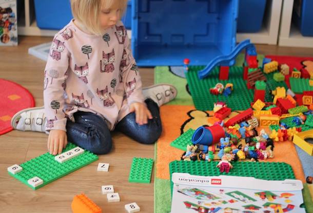 Программы дополнительного образования для детей Lego Education в Праге