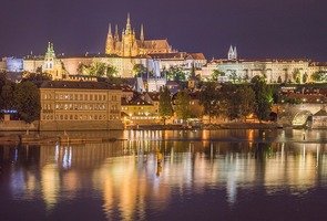 Prague-913261_640