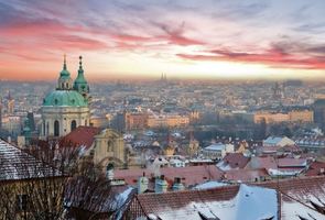 Prague-winter-pink-sky