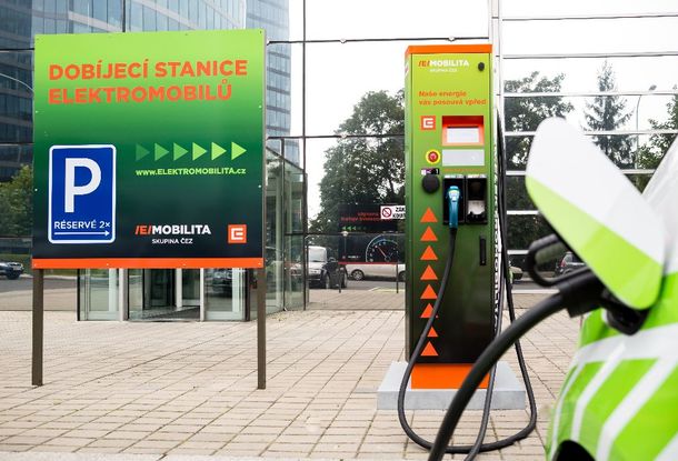В Чехии появятся десятки скоростных зарядных станций для электромобилей