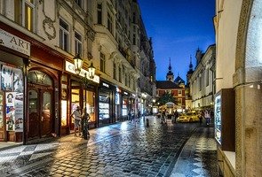 Prague-2041008_640