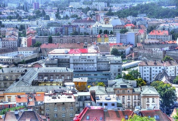  В Чехии растет спрос на недвижимость за границами Праги и Брно