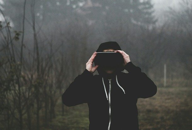 Сделано в Чехии: В Праге начали производить очки виртуальной реальности
