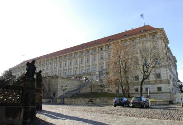 Чешский МИД ответил на открытое письмо послов о памятнике Коневу