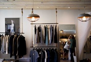 Clothing-store-984396_1280