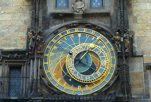 Astronomical-clock-475445_1280