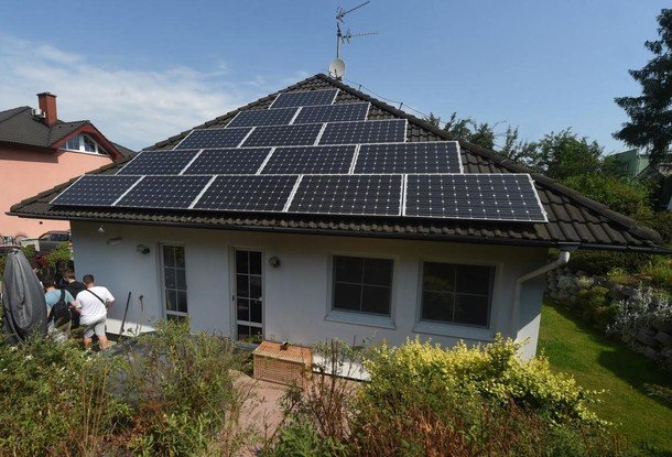 Солнечные панели на крышах стали пользоваться популярностью в Чехии