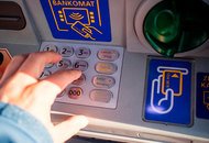 Полиция предупредила о повышенном риске при снятии денег в пражских банкоматах