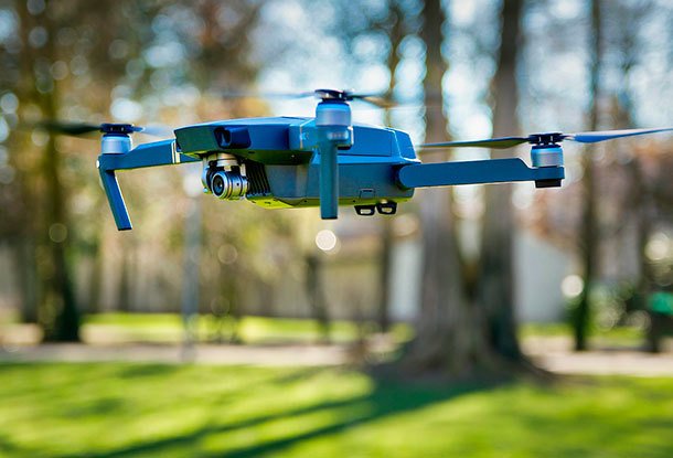 За запуск незарегистрированного дрона будет грозить штраф до 5 млн крон