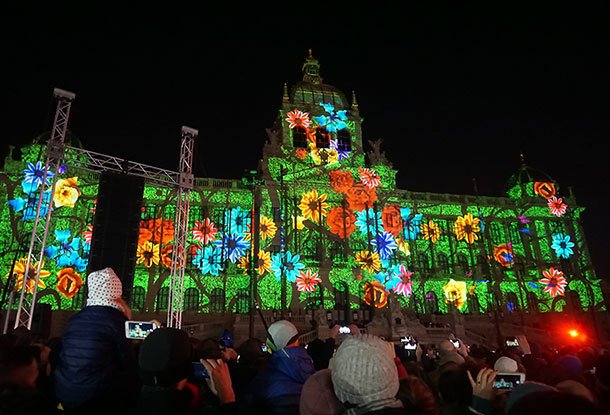 Новогодняя видеопроекция в Праге. Фото и видео