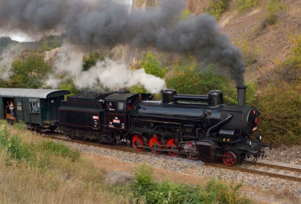 Путешествия на историческом поезде по самым красивым окрестностям Праги