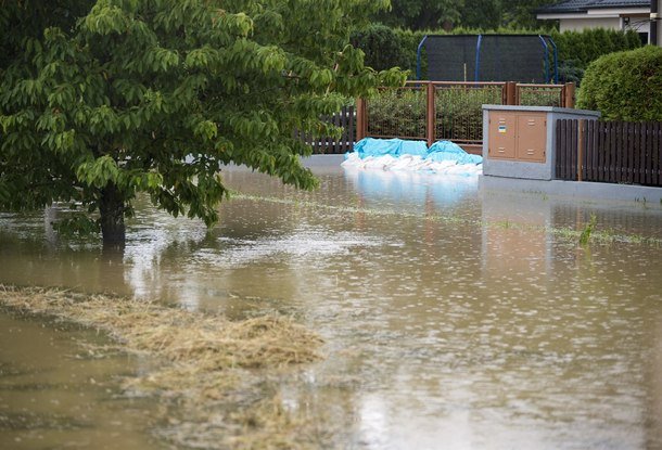 Метеорологи предупредили об угрозе наводнения в некоторых регионах Чехии