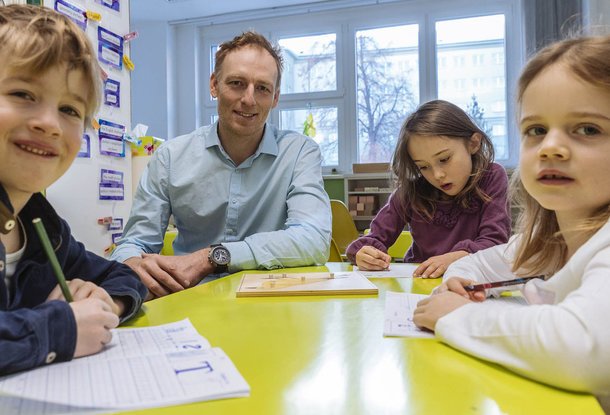 Министерство образования Чехии: дети будут записываться в школу дистанционно