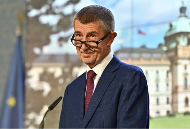 Адвокат Андрея Бабиша подал заявление о прекращении дела «Čapí hnízdo»