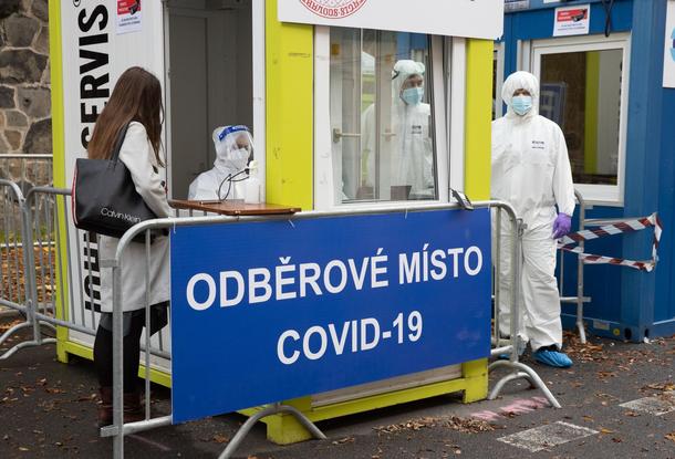 Минздрав Чехии: после 1 сентября тесты на коронавирус будут бесплатными для всех