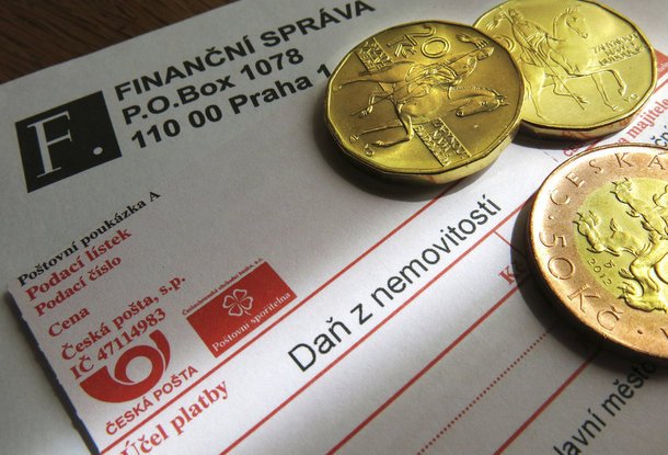 Налоговая инспекция в Чехии несколько лет начисляла налог старому и новому владельцу квартиры одновременно