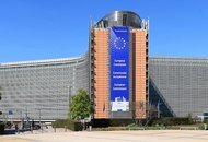 Брюссель  может приостановить выплату дотаций Чехии