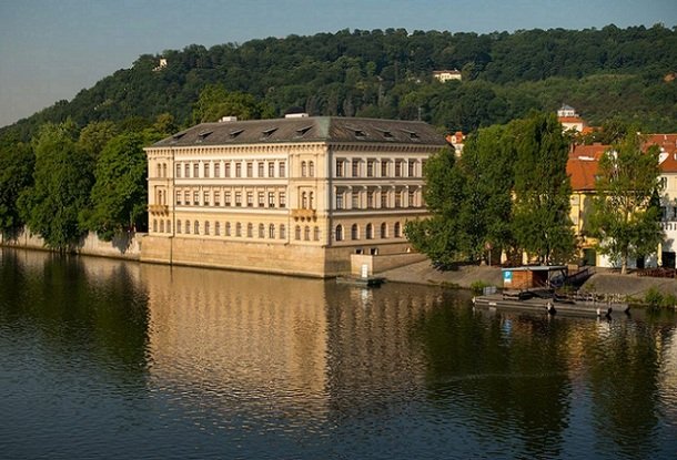 28 сентября можно будет бесплатно посетить Лихтенштейнский дворец и другие объекты