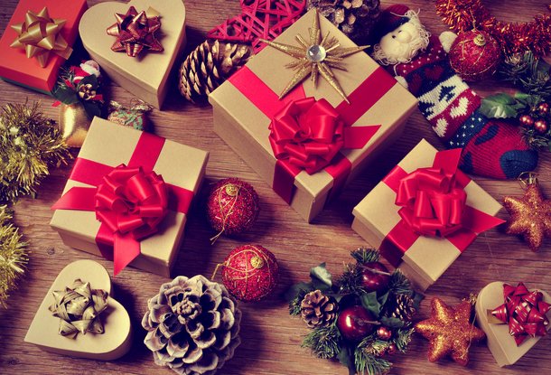 Каждый четвертый чех намерен потратить на рождественские подарки более 7500 крон
