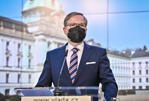 Премьер-министр Чехии Петр Фиала ругался матом на заседании парламента