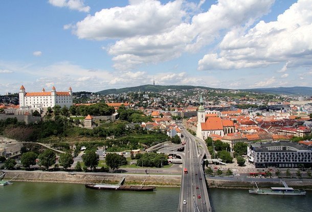 Чехи больше всего симпатизируют Словакии, меньше всего — Китаю