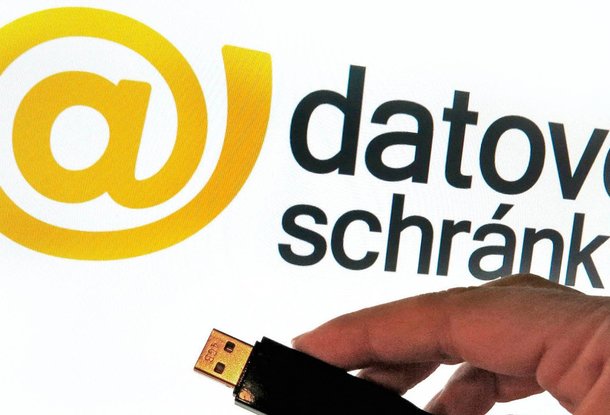 Свыше 2 миллионов жителей Чехии обязаны будут создать электронный ящик данных (datová schránka)