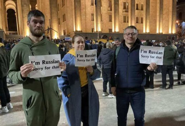Чешские СМИ о российских либеральных журналистах: «В Россию не вернусь, но боюсь за родителей»