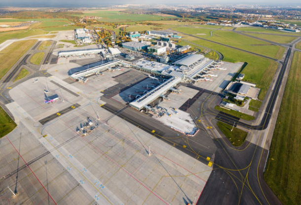 Трафик в пражском аэропорту растет. В этом году он обслужит почти 10 миллионов пассажиров