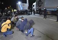 Полиция задержала 205 человек,  которые нелегально перевозили беженцев через границы