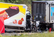 Трагическое столкновение фургона и грузовика на трассе D8