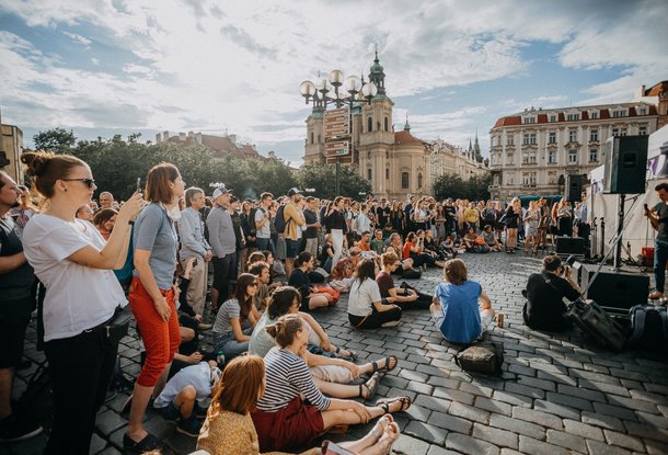 Фестиваль уличного искусства «Прага живет музыкой»