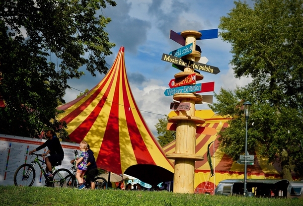 Цирковой фестиваль Letní Letná в Праге