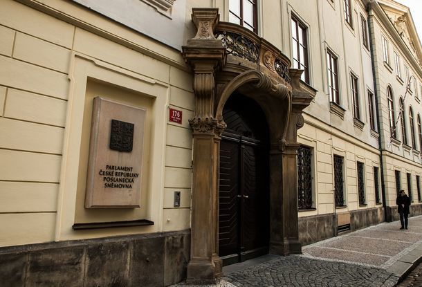 В Чехии депутаты быстро изменили закон о регистрации реальных собственников компаний