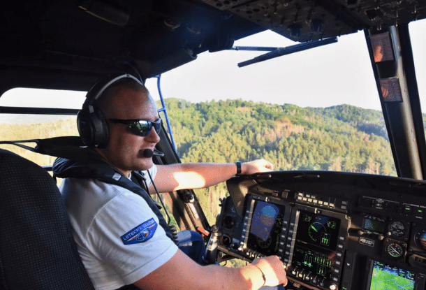 «Глазами пилота»: много фото, как гасят пожар в Чешской Швейцарии