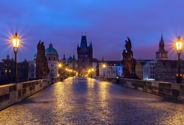 Карлов мост в Праге вошел в число самых красивых достопримечательностей мира