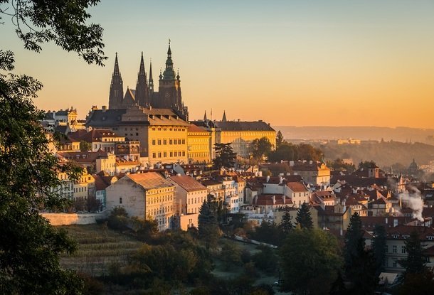В Праге проживает на 300 000 человек больше, чем утверждает статистика