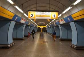 Metro-vyso_ansk_-stanice-n_stupi_t_-do-metra-praha