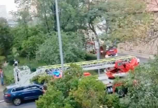 После пожара в квартире на Праге 10 обнаружена мёртвая женщина