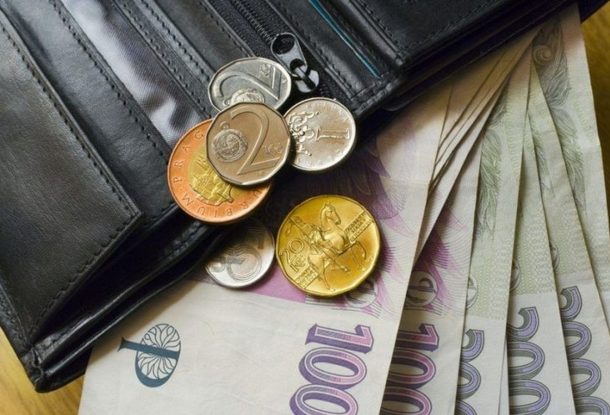 Опрос: до конца года 39% компаний в Чехии хотят повысить заработную плату работникам